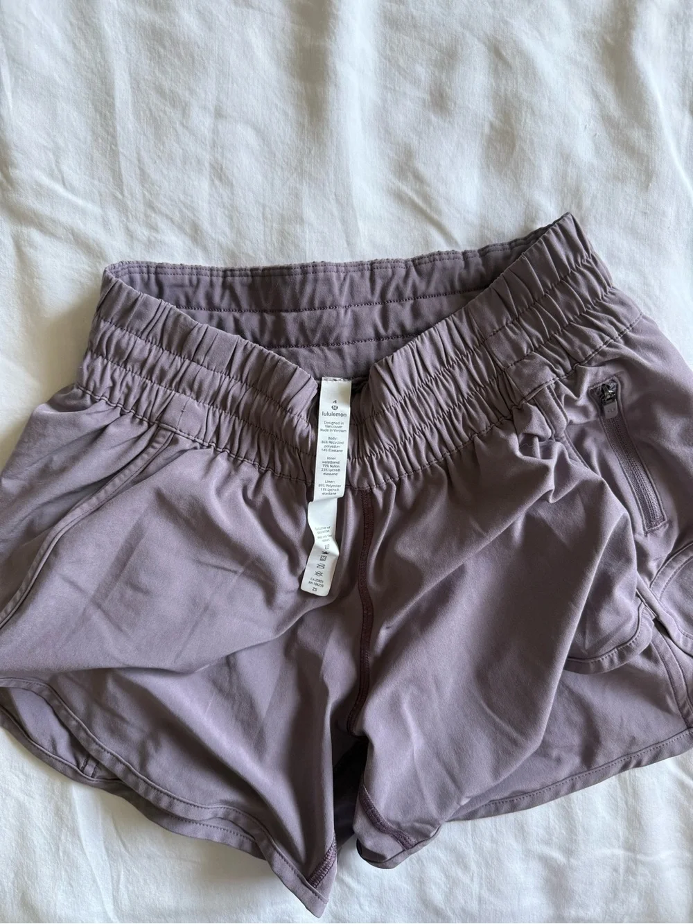 lululemon tracker short 4”